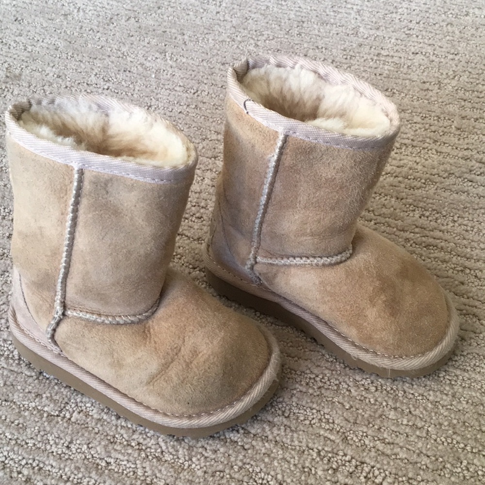 7c UGG boots